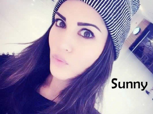 Hotel-JSR-Dehradun-Sunny-leone-Live-Pics