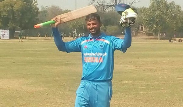 नेत्रहीन टी-20 विश्वकप : भारत ने बांग्लादेश को 129 रनों से हराया नेत्रहीन टी-20 विश्वकप : भारत ने बांग्लादेश को 129 रनों से हराया