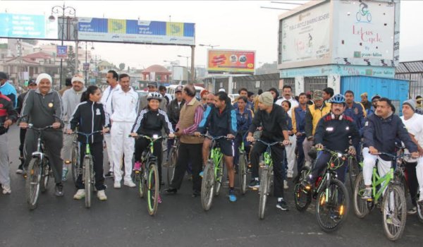 चौपाटी से पुष्कर के जयपुर घाट तक निकाली साईकिल रैली