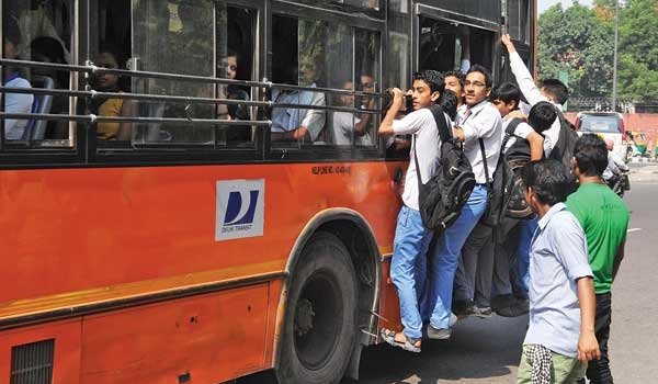 दिल्ली सरकार वापस ले सकती है बस किराया घटाने का प्रस्ताव! दिल्ली सरकार वापस ले सकती है बस किराया घटाने का प्रस्ताव!