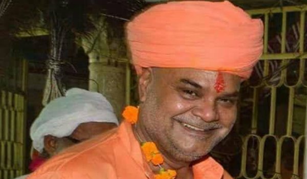 ब्रह्मा मंदिर के महंत सोमपुरी का सडक हादसे में निधन ब्रह्मा मंदिर के महंत सोमपुरी का सडक हादसे में निधन