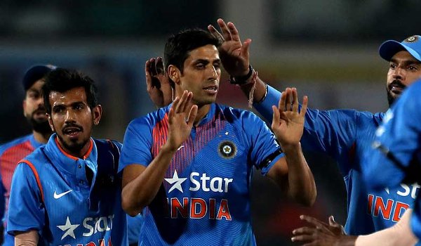 रोमांचक मुकाबले में जीता भारत, टी-20 सिरीज में की बराबरी