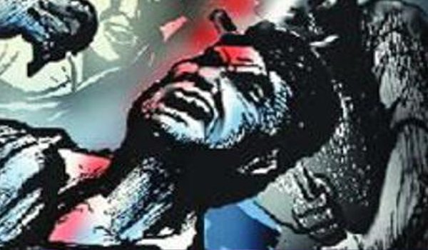 दिल्ली पुलिस की कस्टडी में इंदौर के युवक की मौत, 6 पुलिसकर्मी सस्पेंड दिल्ली पुलिस की कस्टडी में इंदौर के युवक की मौत, 6 पुलिसकर्मी सस्पेंड