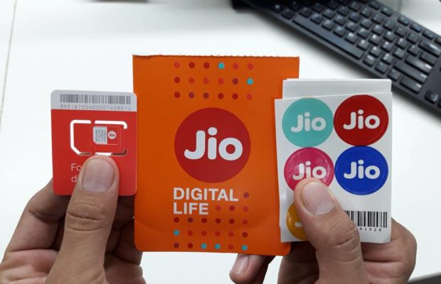 JIO सिम चला रहें हैं, तो ये खबर पढ़कर रात को नेट चलना छोड़ देंगे आप