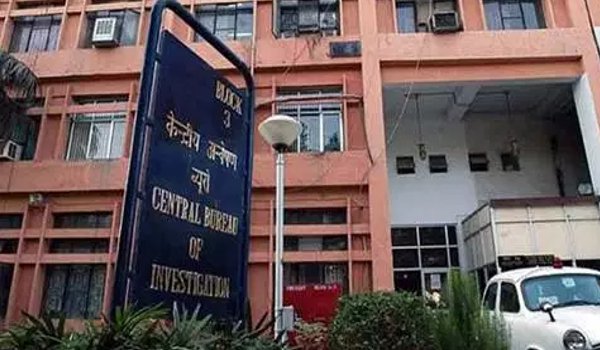 सीबीआई ने बैंक आॅफ इंडिया के सूरत ब्रांच अधिकारियों पर दर्ज किए केस सीबीआई ने बैंक आॅफ इंडिया के सूरत ब्रांच अधिकारियों पर दर्ज किए केस