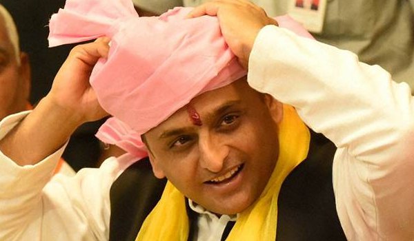 समाजवादी पार्टी में तख्तापलट : अखिलेश यादव बने राष्ट्रीय अध्यक्ष समाजवादी पार्टी में तख्तापलट : अखिलेश यादव बने राष्ट्रीय अध्यक्ष
