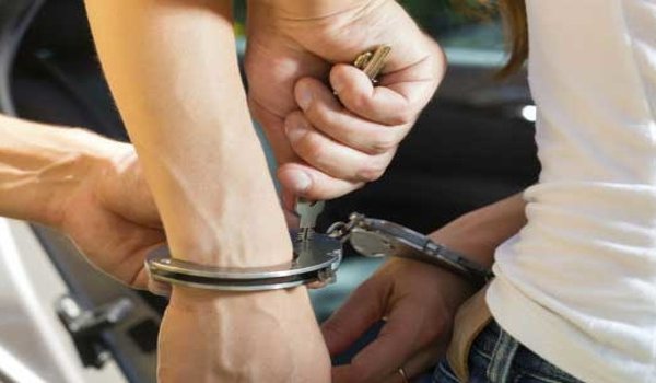 हवाई टिकट फ्रॉड केस मामले में नाइजीरिया की मां-बेटी अरेस्ट हवाई टिकट फ्रॉड केस मामले में नाइजीरिया की मां-बेटी अरेस्ट