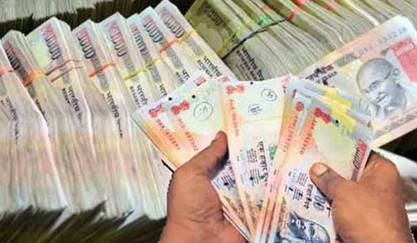 आरबीआई के आंकड़ों के मुताबिक बैंकिंग सिस्टम में लौटी 97 प्रतिशत बैन करंसी आरबीआई के आंकड़ों के मुताबिक बैंकिंग सिस्टम में लौटी 97 प्रतिशत बैन करंसी
