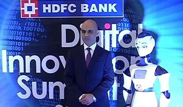 एचडीएफसी बैंक में रोबोट करेगा आपका स्वागत