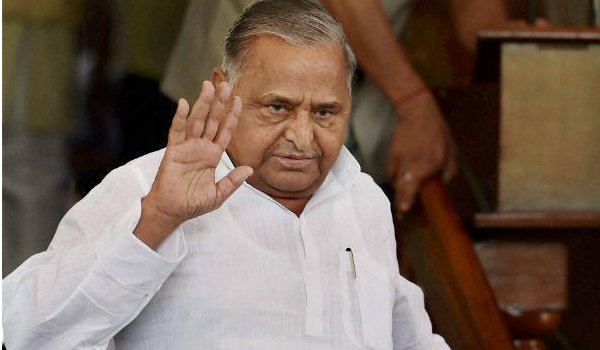 मुलायम सिंह यादव की तबीयत बिगडी, दिल्ली दौरा रद्द मुलायम सिंह यादव की तबीयत बिगडी, दिल्ली दौरा रद्द