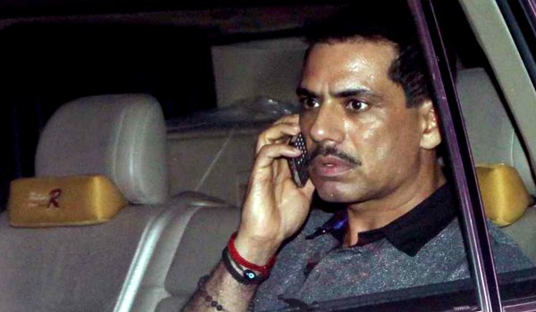 राष्ट्रपिता का अपमान बर्दाश्त नहीं करेंगे : रॉबर्ट वाड्रा राष्ट्रपिता का अपमान बर्दाश्त नहीं करेंगे : रॉबर्ट वाड्रा