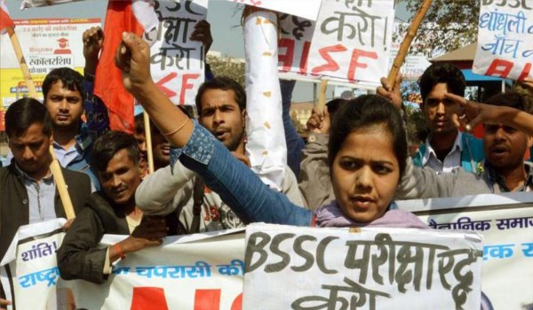 बीएसएससी पर्चा लीक कांड में संलिप्त आईएएस सुधीर कुमार अरेस्ट बीएसएससी पर्चा लीक कांड में संलिप्त आईएएस सुधीर कुमार अरेस्ट