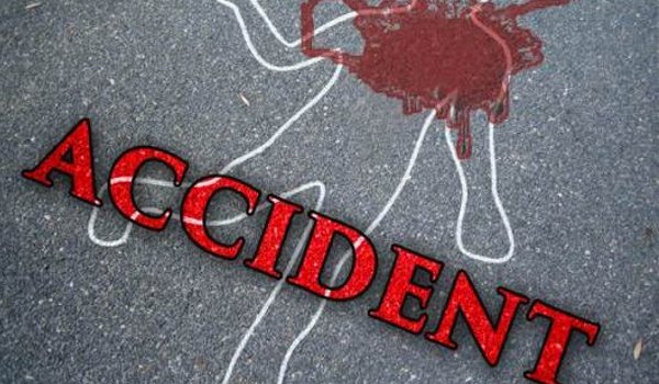 five killed in two road accidents in himachal pradesh