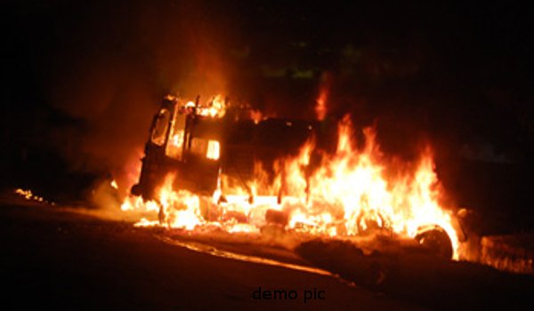 बीकानेर-श्रीगंगानगर हाइवे पर ट्रकों की भिड़ंत, जिन्दा जले चालक