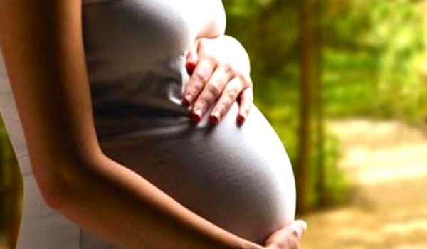 मुंबई की महिला का 24 हफ्ते के भ्रूण को हटाने का आदेश मुंबई की महिला का 24 हफ्ते के भ्रूण को हटाने का आदेश