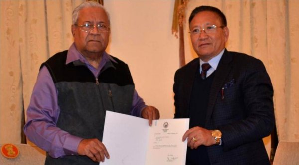 नगालैंड के मुख्यमंत्री टीआर जेलियांग ने राज्यपाल को सौंपा इस्तीफा नगालैंड के मुख्यमंत्री टीआर जेलियांग ने राज्यपाल को सौंपा इस्तीफा