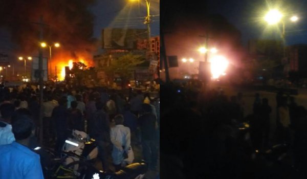 कोटा में बीजेपी कार्यकर्ताओं के हंगामे के बीच फुंका पेट्रोल पंप, फैली दहशत कोटा में बीजेपी कार्यकर्ताओं के हंगामे के बीच फुंका पेट्रोल पंप, फैली दहशत