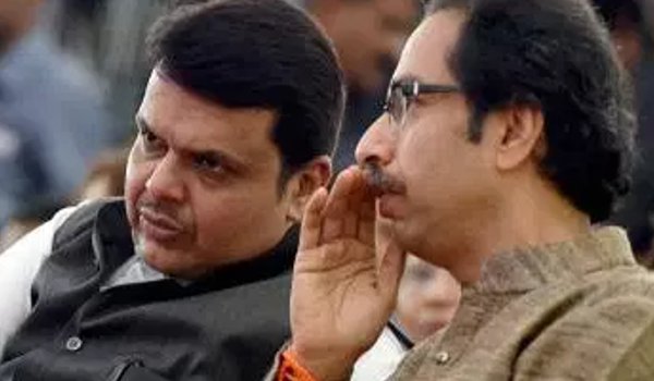मुंबई में महापौर बनाने के लिए भाजपा, शिवसेना में हो रही है गुप्त चर्चा मुंबई में महापौर बनाने के लिए भाजपा, शिवसेना में हो रही है गुप्त चर्चा