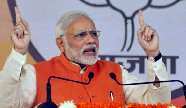गुजरात में जन्मा, यूपी ने गोद लिया, ये ही मेरे मां-बाप : मोदी गुजरात में जन्मा, यूपी ने गोद लिया, ये ही मेरे मां-बाप : मोदी