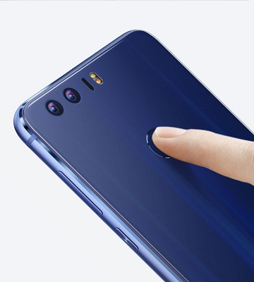 Huawei ने लॉन्च किया एक ऐसा स्मार्टफोन, जिसके सामने फीके पड़े बड़े से बड़े स्मार्टफोन