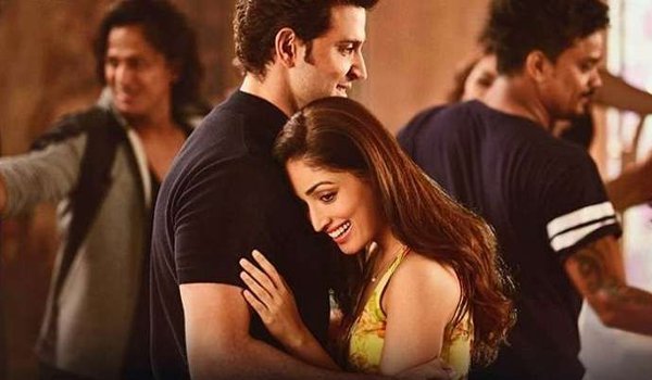 Hrithik Roshan's kaabil gets a thumbs up from Pakistan audience