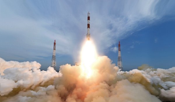 15 फरवरी को सुबह 9.28 बजे रिकॉर्ड बनाएगा इसरो 15 फरवरी को सुबह 9.28 बजे रिकॉर्ड बनाएगा इसरो