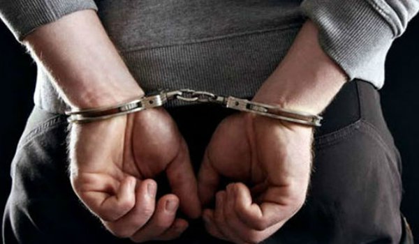 उस्मानाबाद : 6 दिन में बलात्कारी को मिली 2 साल की सजा उस्मानाबाद : 6 दिन में बलात्कारी को मिली 2 साल की सजा