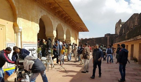 जयपुर में फिल्म पद्मावती की शूटिंग के बारे में क्या बोलीं पूर्व राजमाता