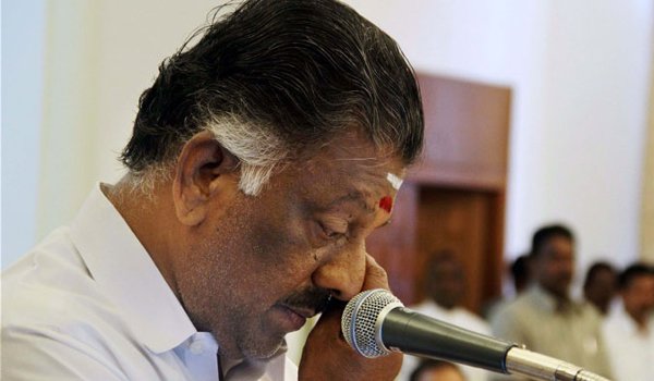 तमिलनाडु : ओ.पन्नीरसेल्वम इस्तीफा मामले में नया मोड़