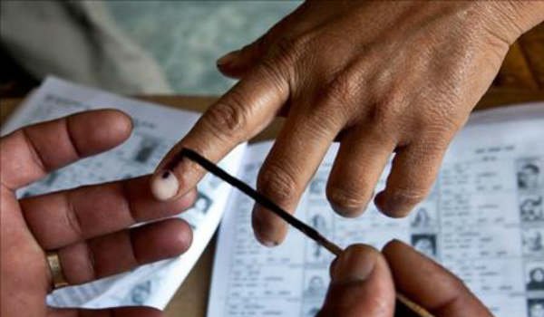 विधानसभा चुनाव : गोवा में रिकॉर्ड तो पंजाब में कम हुआ मतदान विधानसभा चुनाव : गोवा में रिकॉर्ड तो पंजाब में कम हुआ मतदान