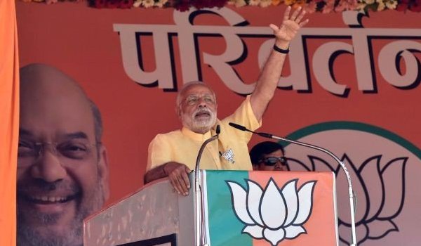शिव के तीसरे नेत्र की तरह सच-झूठ पकड़ लेती है जनता : पीएम मोदी शिव के तीसरे नेत्र की तरह सच-झूठ पकड़ लेती है जनता : पीएम मोदी