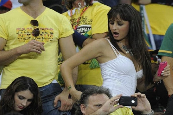 sexy_world_cup_fans_04