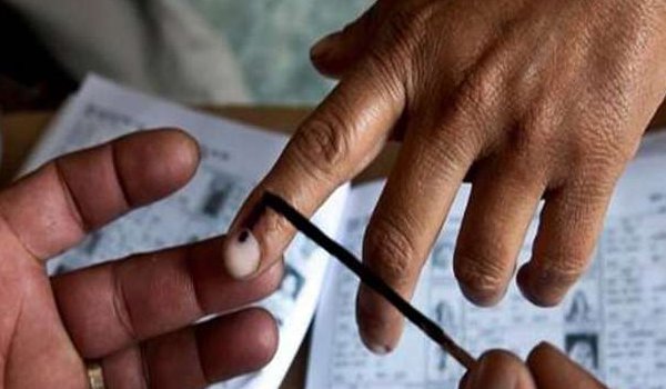 उत्तराखण्ड की 69 विधानसभा सीटों पर 68 फीसदी मतदान