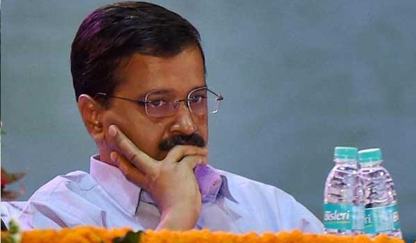 मुश्किल में आप, LG ने दिल्ली सरकार पर लगाया 97 करोड़ का जुर्माना मुश्किल में आप, LG ने दिल्ली सरकार पर लगाया 97 करोड़ का जुर्माना