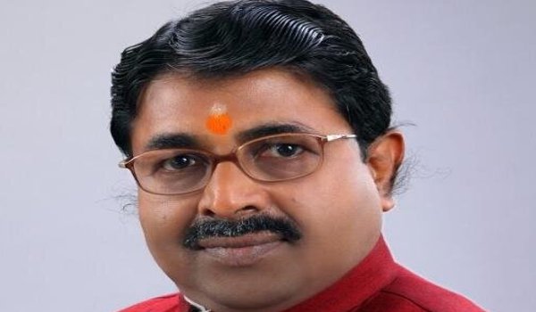 मजीठिया वेज बोर्ड की सिफारिशें हों लागू : डॉ. रविन्द्र राय मजीठिया वेज बोर्ड की सिफारिशें हों लागू : डॉ. रविन्द्र राय