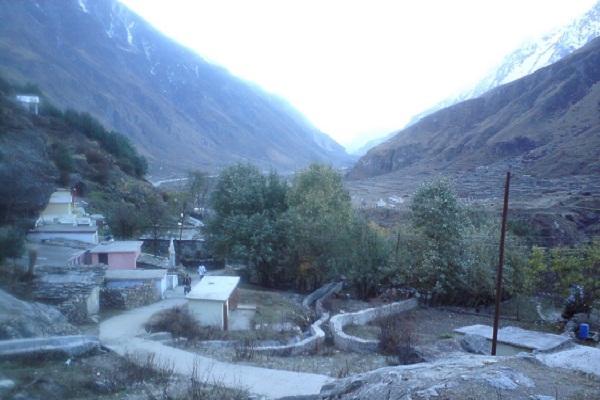 ऐसा गांव जहां पुरुषों का जाना हैं मना ऐसा गांव जहां पुरुषों का जाना हैं मना