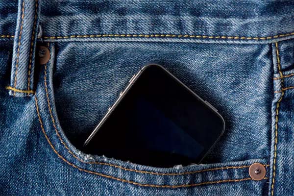 DONT PUT MOBILE ON FRONT POCKET