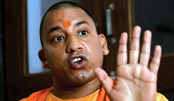 योगी आदित्यनाथ के शपथ ग्रहण समारोह में भी अंकों का खेल