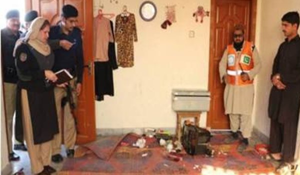 पाकिस्तान में कुल्हाड़ी से काट कर हिन्दू महिला की हत्या पाकिस्तान में कुल्हाड़ी से काट कर हिन्दू महिला की हत्या