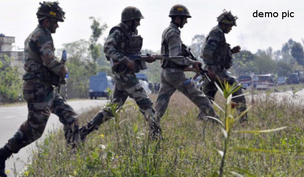 पुलवामा के पडगांवपुरा में सुरक्षा बलों ने मुठभेड में मार गिराए दो आतंकी