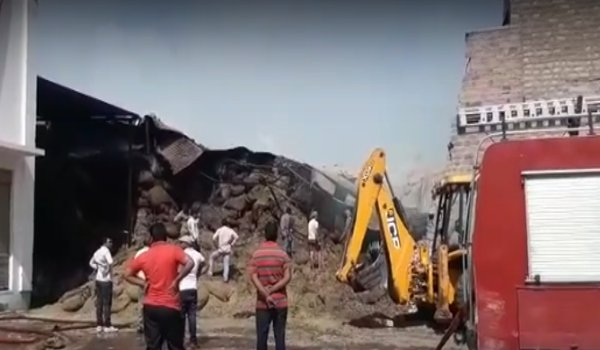 जोधपुर : सोनामुखी फैक्ट्री में लगी भीषण आग