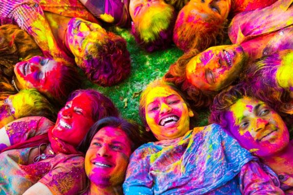 how to take care of skin and hair in holi festival