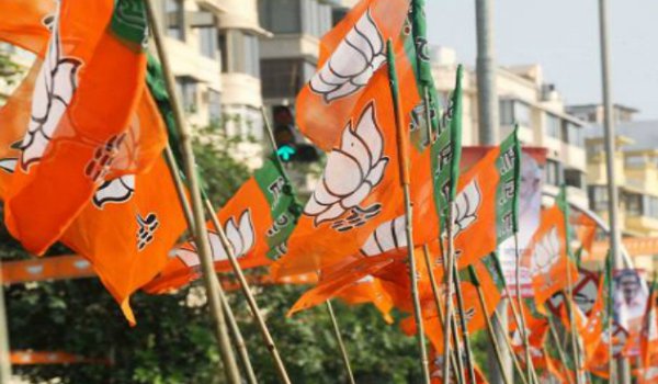 नोएडा को लेकर मिथक तोड़ेंगे भाजपा के सीएम? नोएडा को लेकर मिथक तोड़ेंगे भाजपा के सीएम?