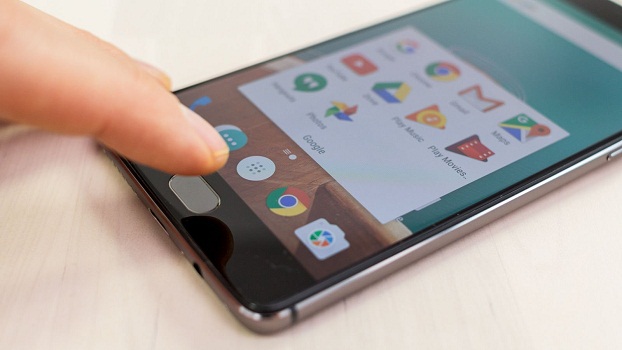 अब SAMSUNG, APPLE  के स्मार्टफोन को टक्कर देने आने वाला हैं ये स्मार्टफोन, जाने कीमत और फीचर्स