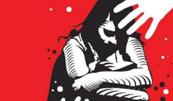 मेरठ : वकील की पत्नी ने देवर पर दर्ज करा दिया रेप का मुकदमा मेरठ : वकील की पत्नी ने देवर पर दर्ज करा दिया रेप का मुकदमा