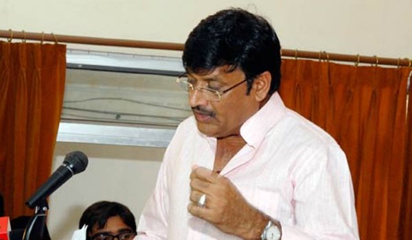 विधानसभा में उठा कनिष्ठ लिपिकों की भर्ती का मामला विधानसभा में उठा कनिष्ठ लिपिकों की भर्ती का मामला
