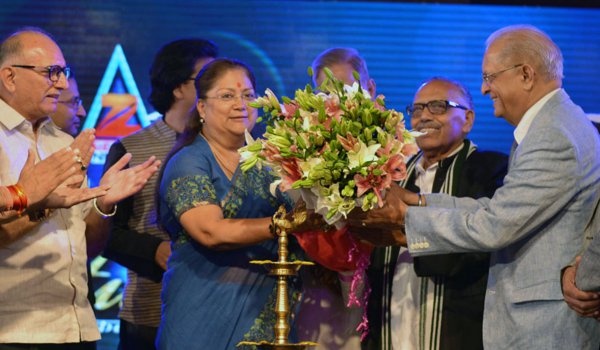 प्रतिभाओं को प्रोत्साहन देने के हर सम्भव प्रयास : राजे प्रतिभाओं को प्रोत्साहन देने के हर सम्भव प्रयास : राजे