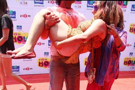 zoom-holi-party-2013-pics035