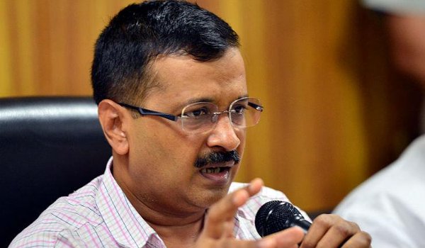 केजरीवाल ने मानहानि मामले में सरकारी धन के इस्तेमाल का बचाव किया केजरीवाल ने मानहानि मामले में सरकारी धन के इस्तेमाल का बचाव किया