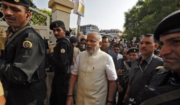 प्रधानमंत्री मोदी की जम्मू-कश्मीर यात्रा के मद्देनजर बहुस्तरीय सुरक्षा